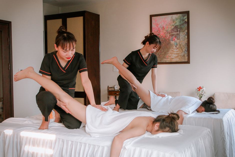 How holistic therapies support modern life